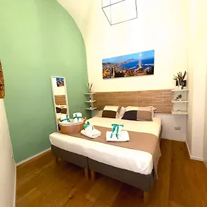 Appartamento Fiftythree House - In The Heart Of, Napoli